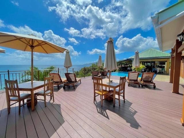 Treasure Cove Hotel & Restaurant Μπελ Όμπρε Εξωτερικό φωτογραφία