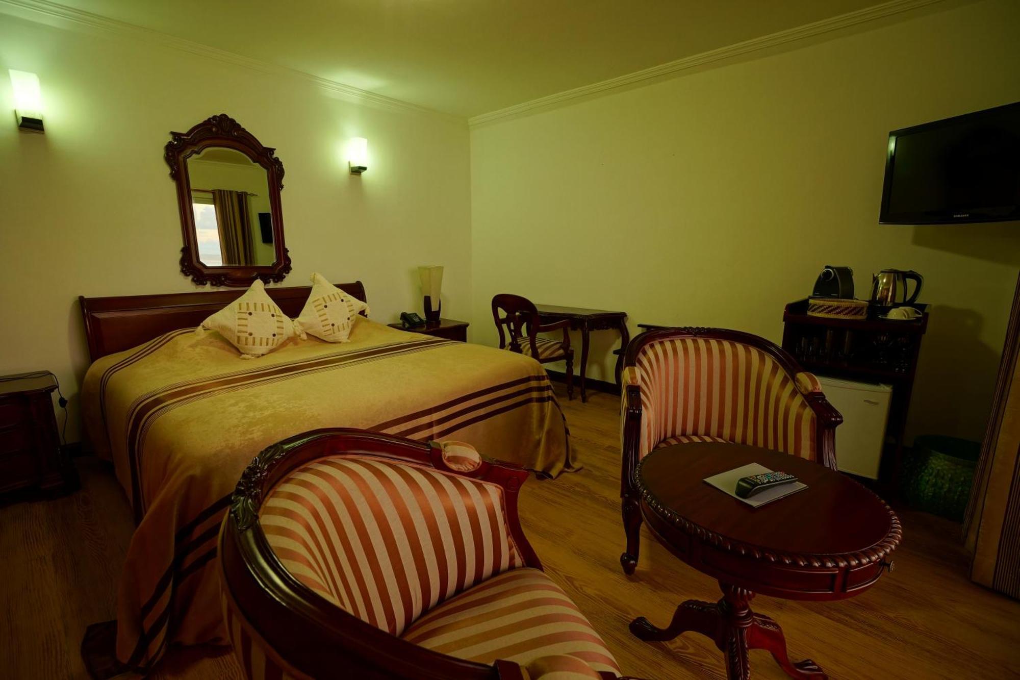 Treasure Cove Hotel & Restaurant Μπελ Όμπρε Εξωτερικό φωτογραφία