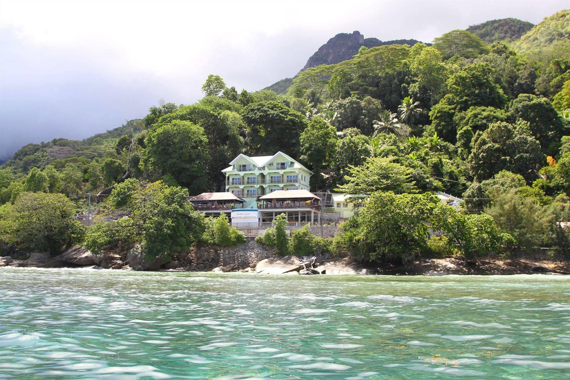 Treasure Cove Hotel & Restaurant Μπελ Όμπρε Εξωτερικό φωτογραφία